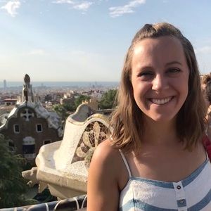 Meet your Posher, Christin